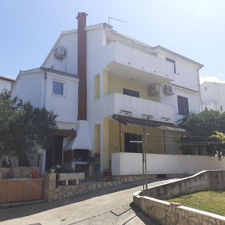 Apartmani Karuza Novalja Extérieur photo