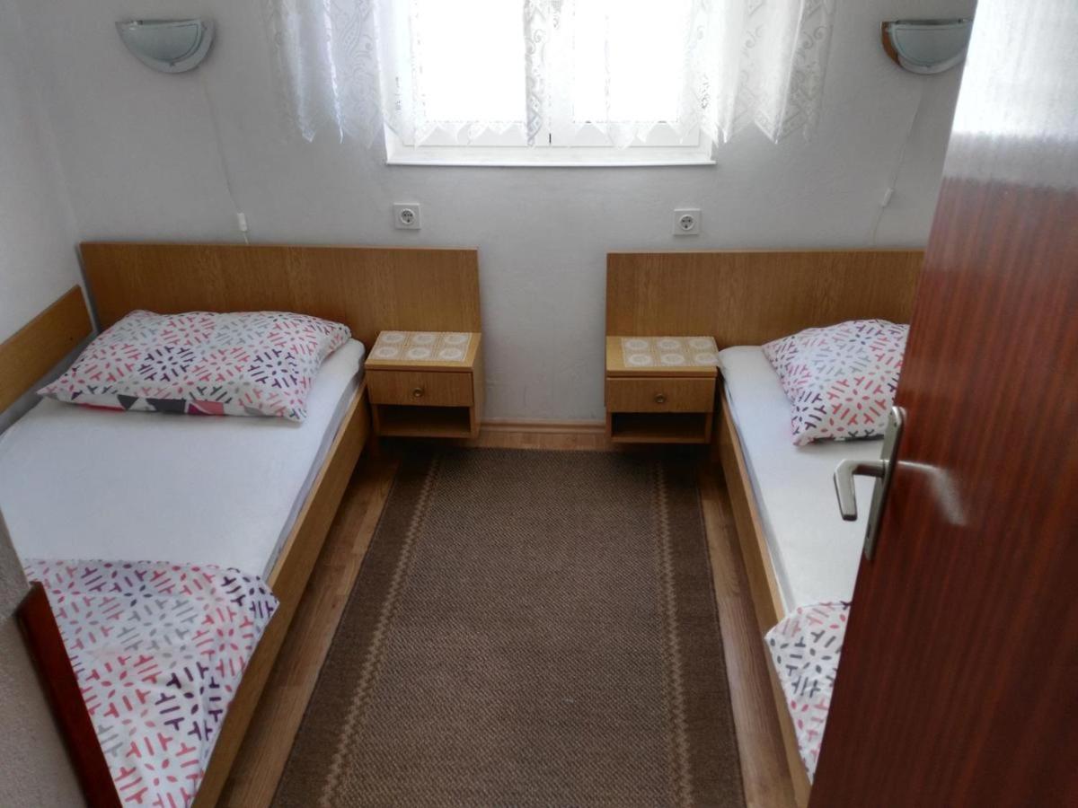 Apartmani Karuza Novalja Extérieur photo
