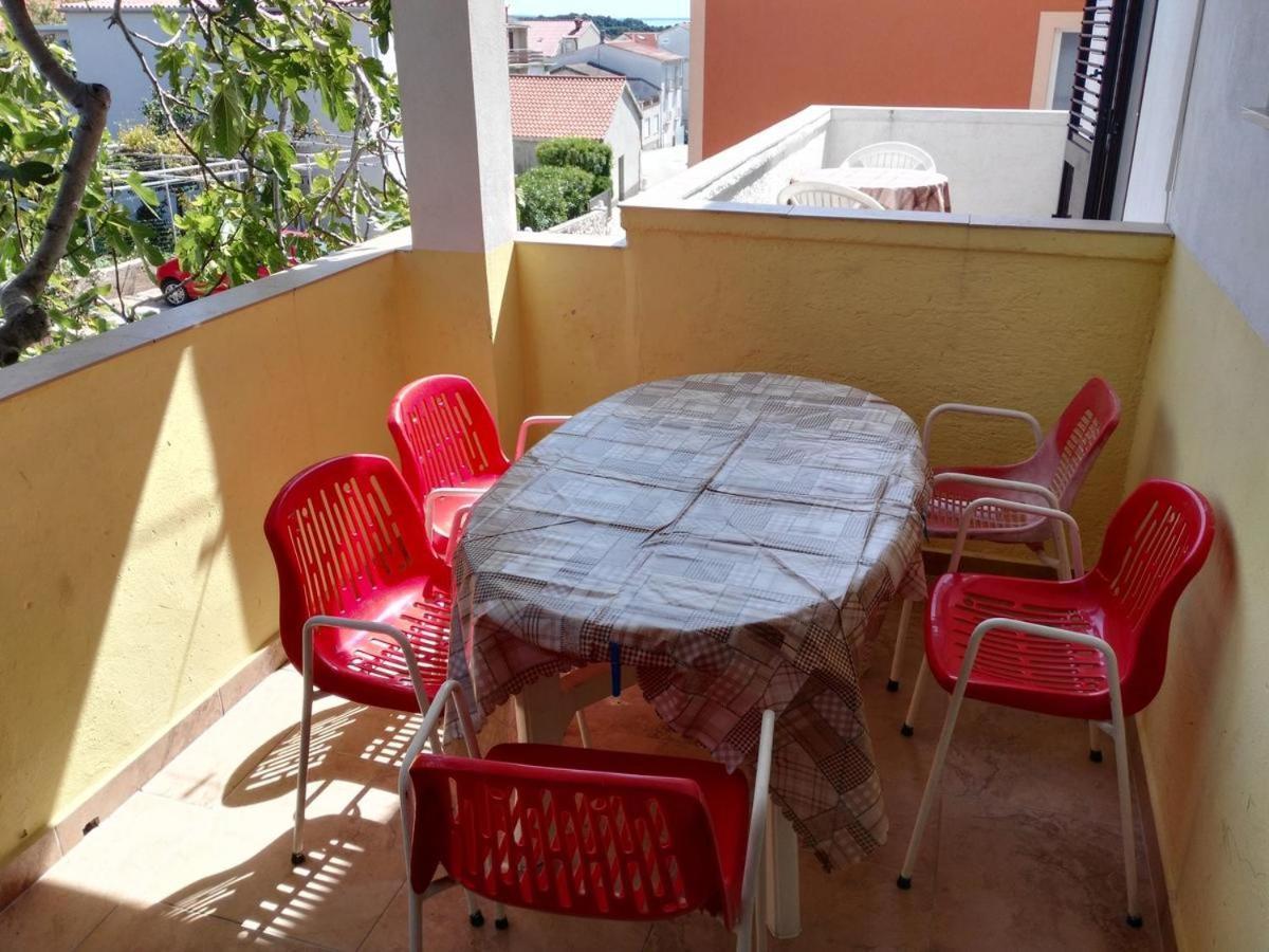 Apartmani Karuza Novalja Extérieur photo