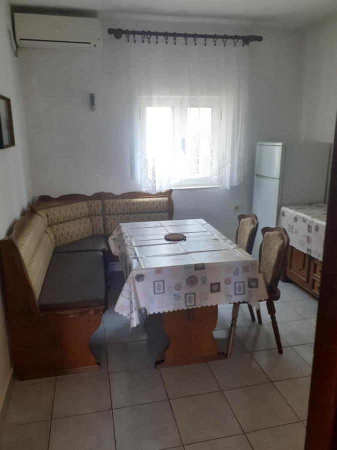 Apartmani Karuza Novalja Extérieur photo